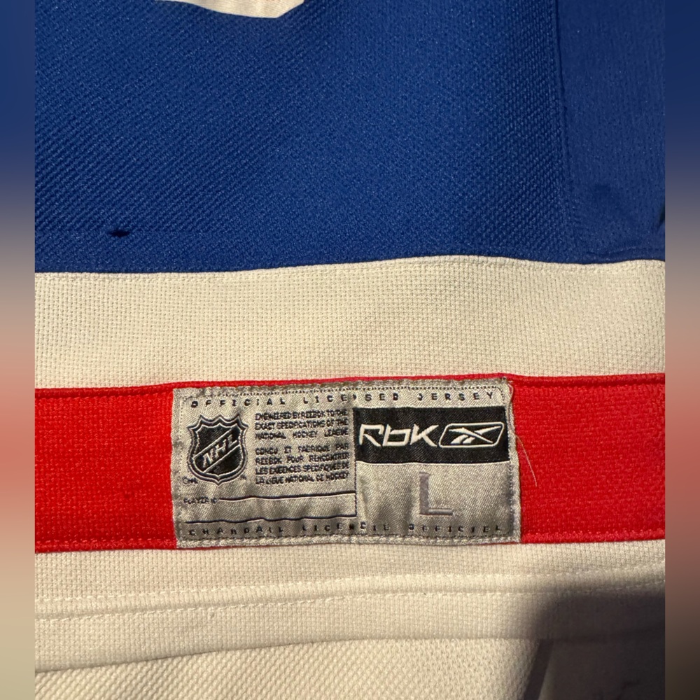 Sean Avery New York Rangers Jersey - Picture 7 of 8